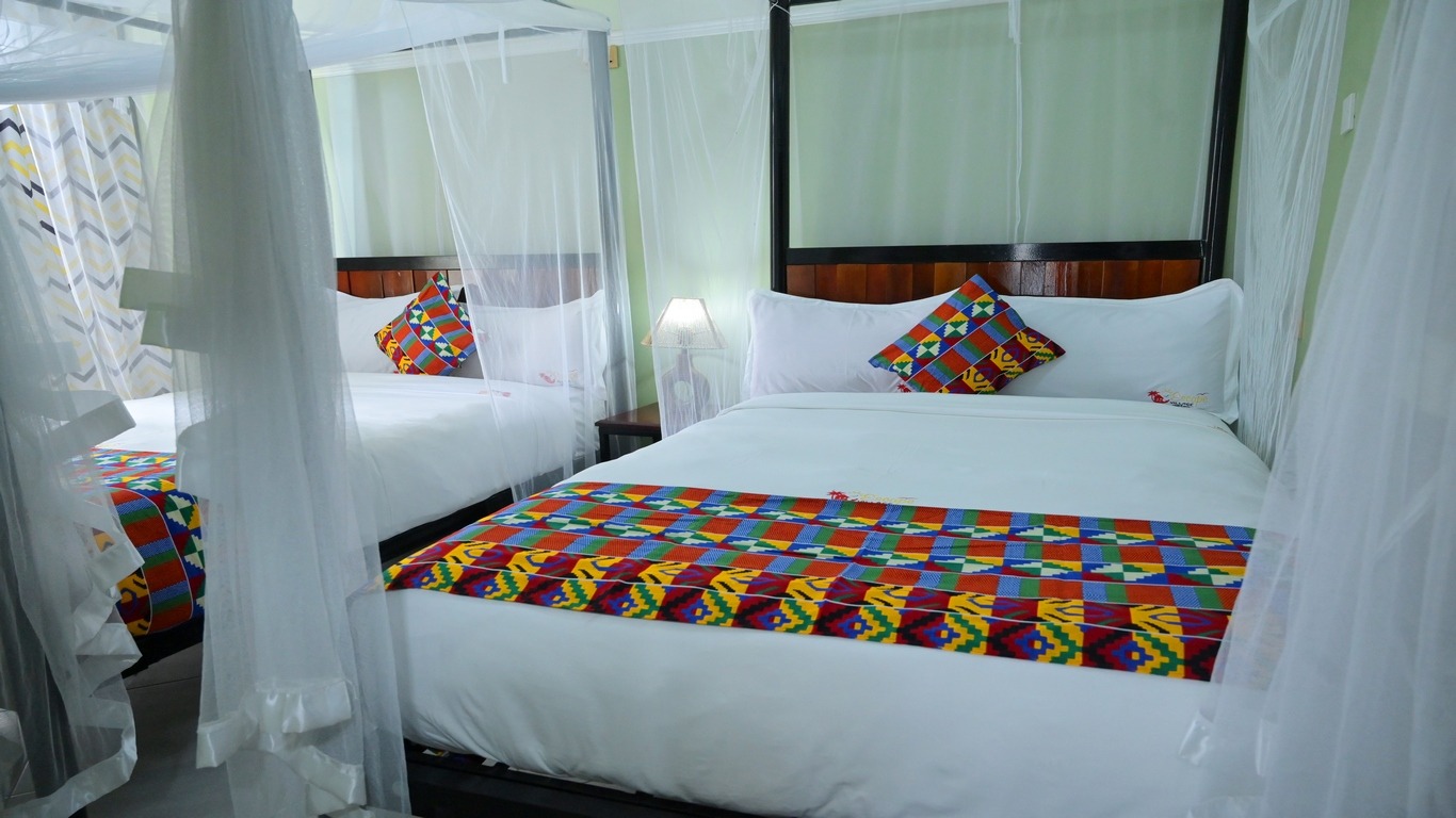 Deluxe Twin Room (Moyo)